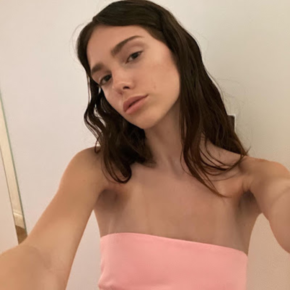 Meet your Posher, Olivia